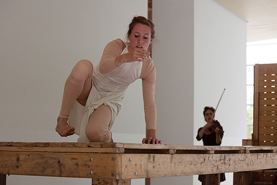 Anna, Jeli, Aida en Luciola in 'Verder', Valkhof Museum Nijmegen